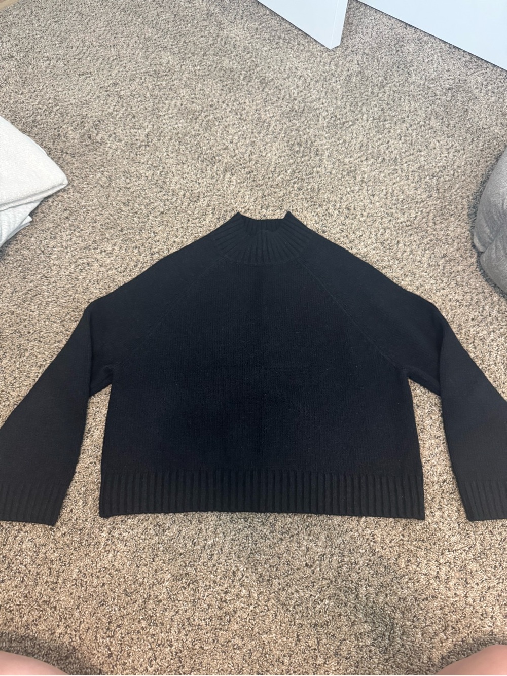 Old navy turtle neck sweater